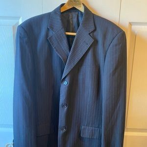 Ferrecci Uomo Designed in Italy Navy blue Pinstripe Suit Jacket 44R Sports Coat